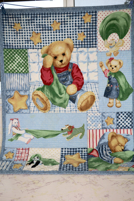 Adorable Vintage Baby Blanket with Bear Design