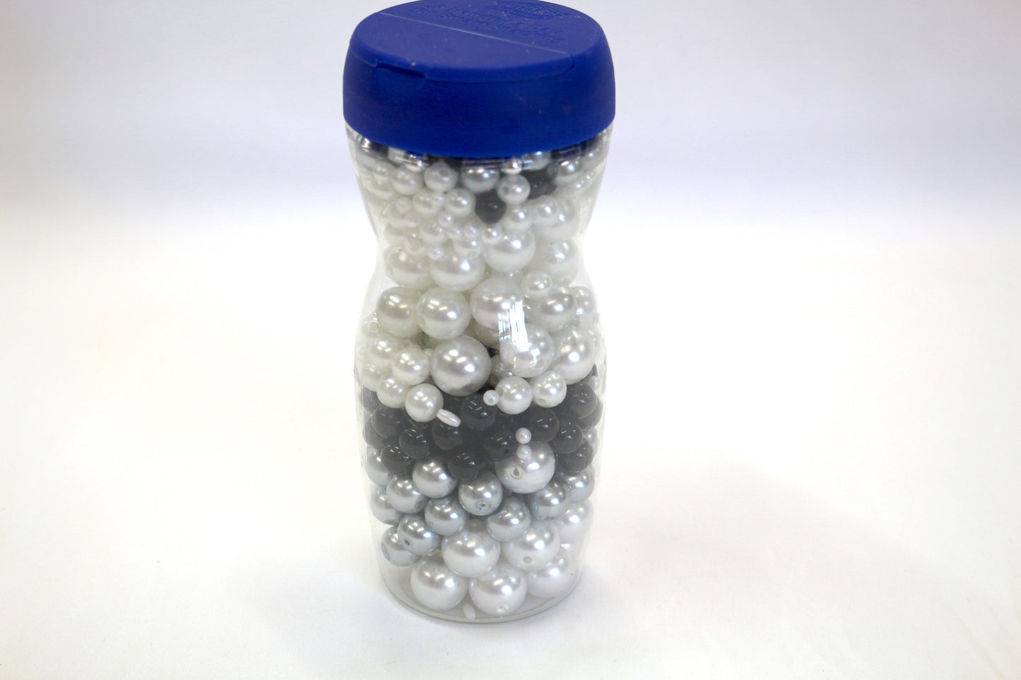 Mixed Bead Jar – Glass & Plastic Beads for Crafting & Jewelry Making (Cookies & Cream)