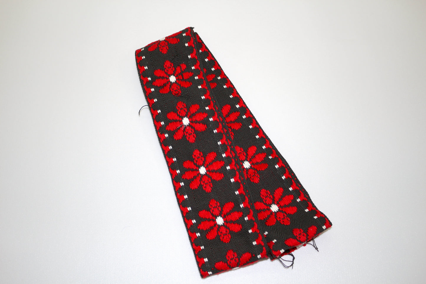 Vintage 2.5" Wide Floral Trim – Perfect for Belts, Straps & More!