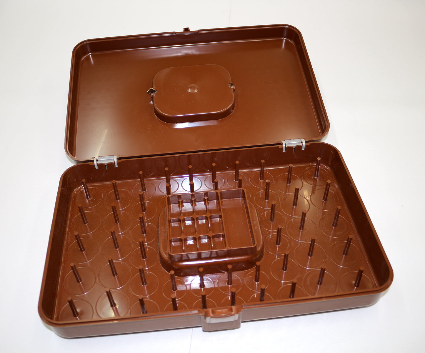 Vintage Thread Holder – Chocolate Brown (12.5" x 8" x 2.25")