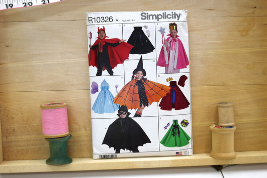 Simplicity R10326 Childs Cape, Robe and Headpiece Sewing Pattern
