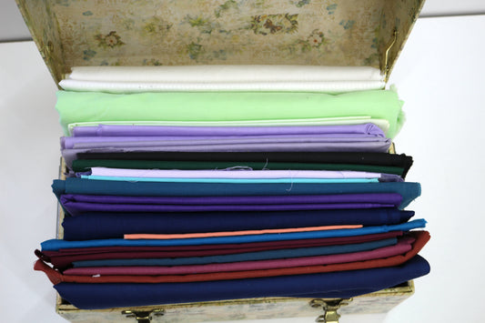 Broadcloth Fabric Trunk – Over 7 Pounds of Fabric