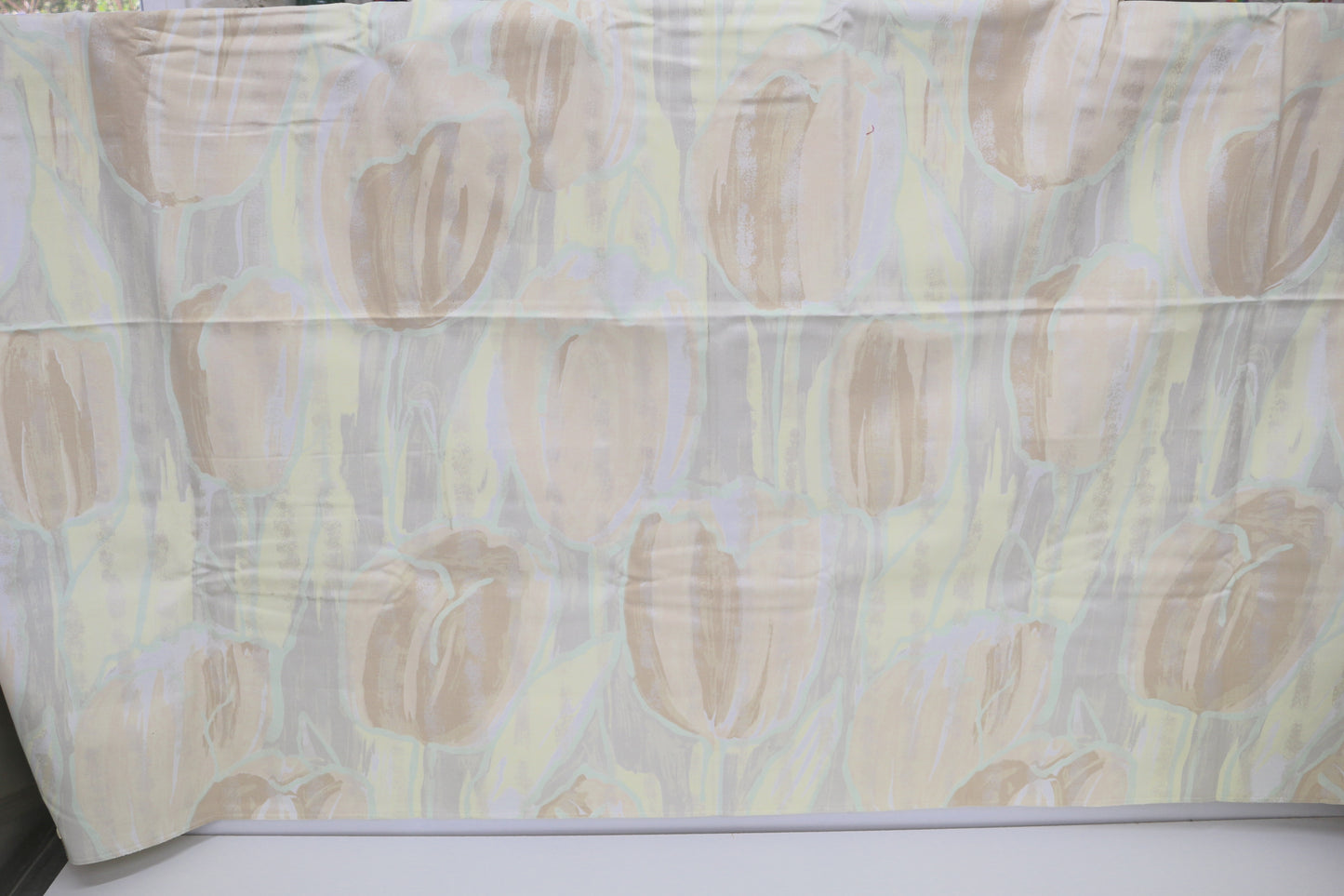 Midweight Cotton Fabric with Tulip Design – 54" x 34"