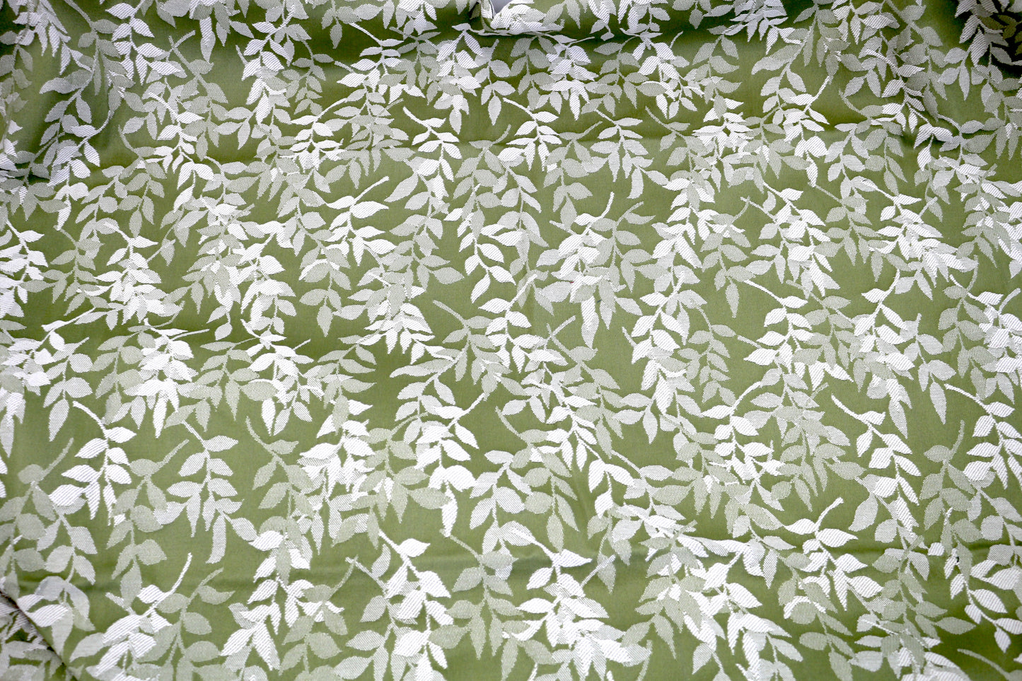 Heavyweight Green Upholstery Fabric with Leafy Vine Design – 54" x 3.5 Yards