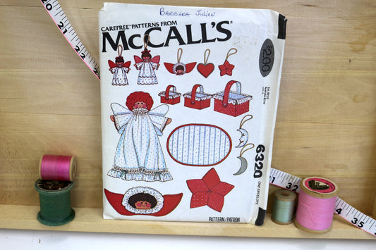 McCall's 6320 Christmas Decorations Super Pack Sewing Patterns