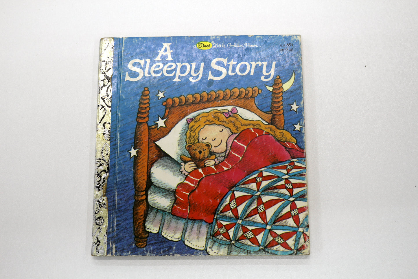 Little Golden Book – A Sleepy Story – 5.5" x 6"