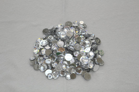 Sparkling Plastic Decor Beads – 3 oz Bag ✨