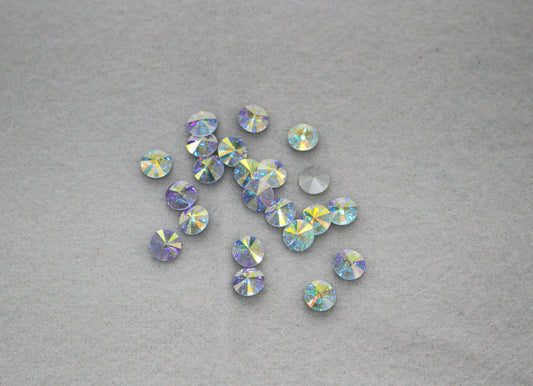 Pointed-Back Iridescent Round Rhinestones