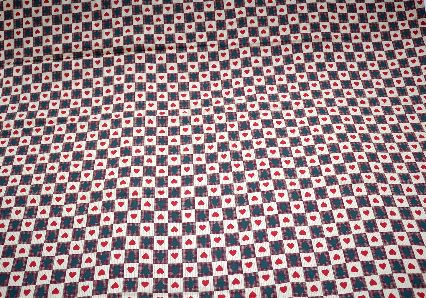 Red Heart & Plaid Cotton Fabric – 45" x 1.5 Yards