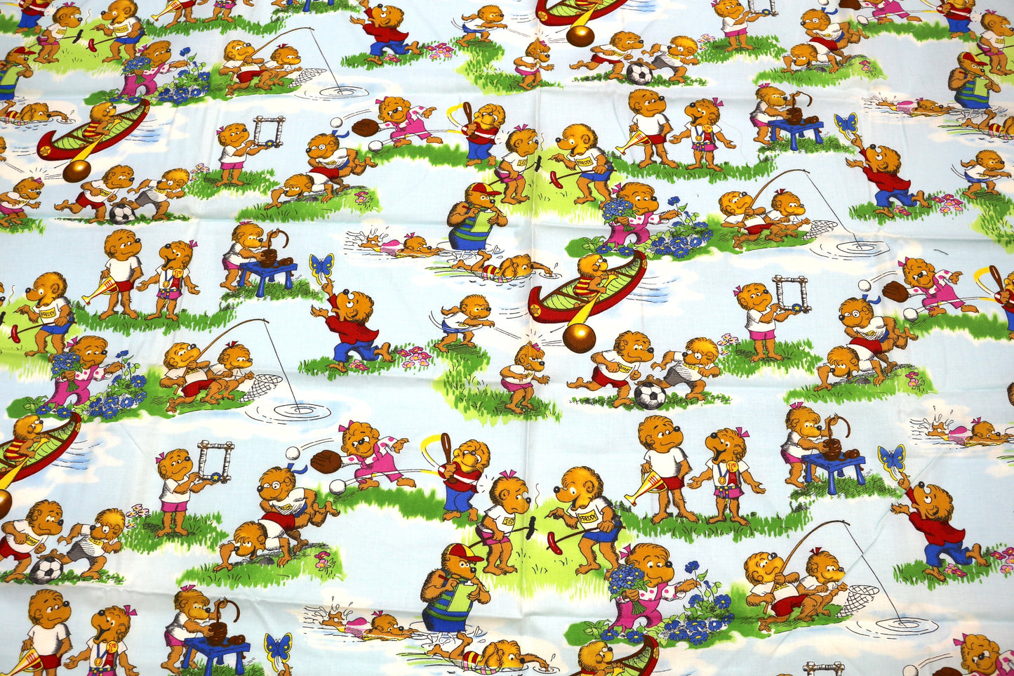 Vintage Berenstain Bears Outdoor Activities Fabric – 1 Yard