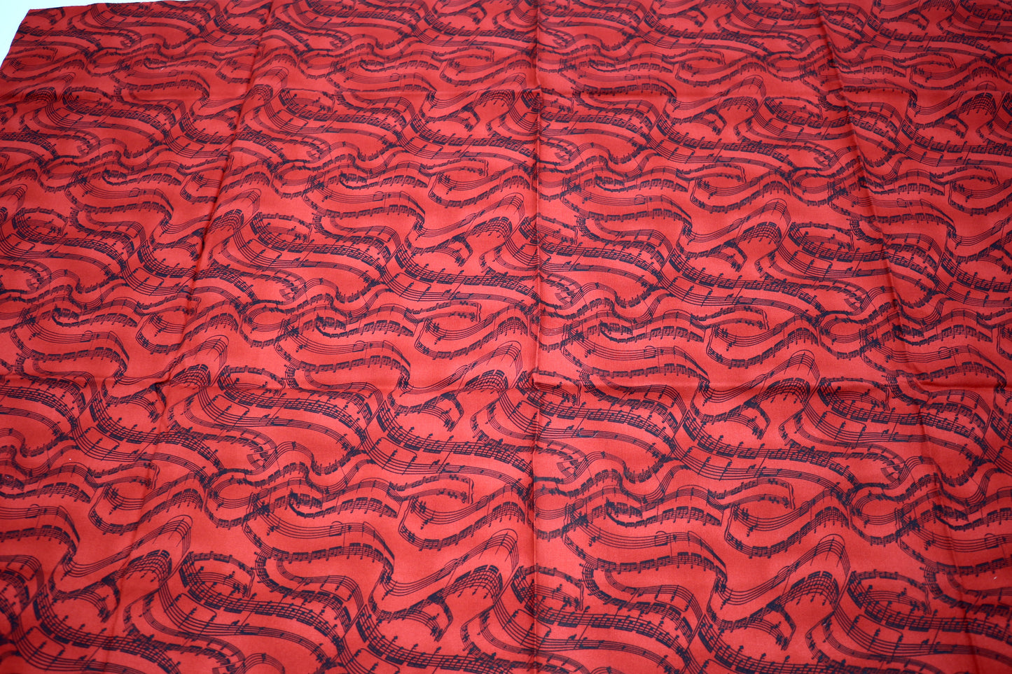 🎵 Red Music Notes Cotton Fabric – 45" x 1 Yard