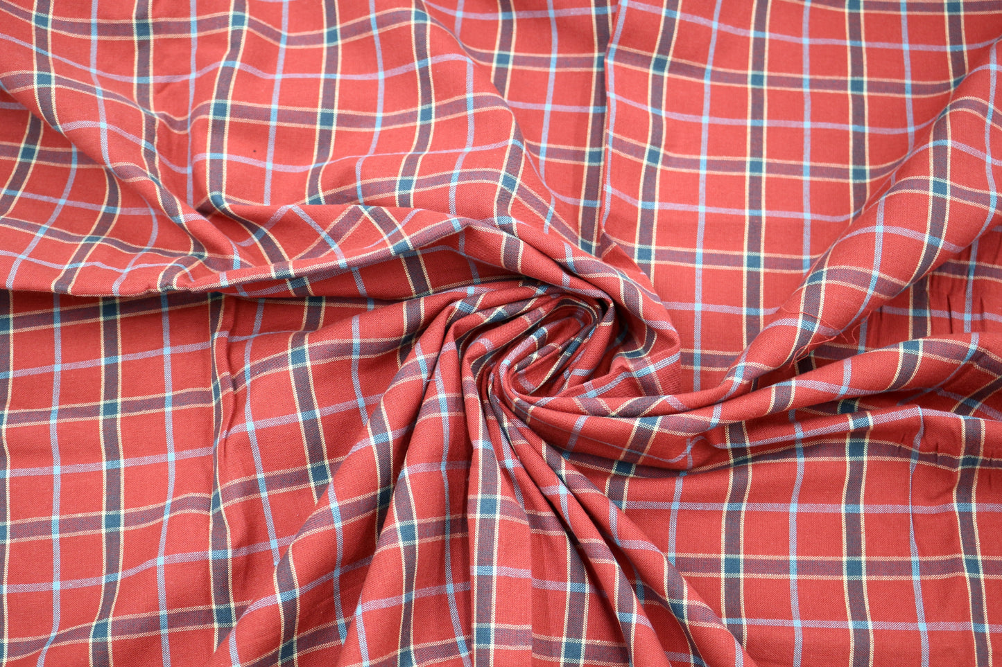 ❤️ Red & Blue Plaid Cotton Fabric – 45" x 4 Yards