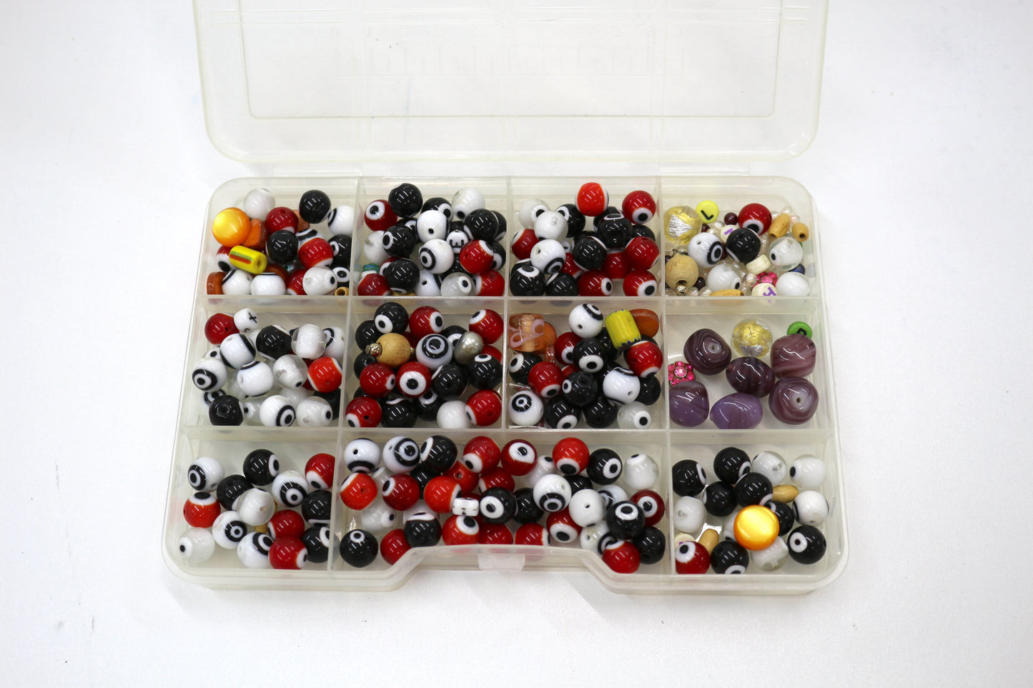 🎨 Box of Glass Beads – Evil Eye Style, Red/Black/White Mix + Extras