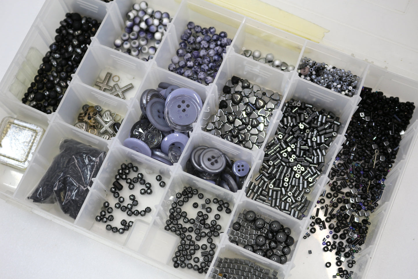 🖤 Black & Gray Bead + Button Organizer – Mixed Crafting Assortment