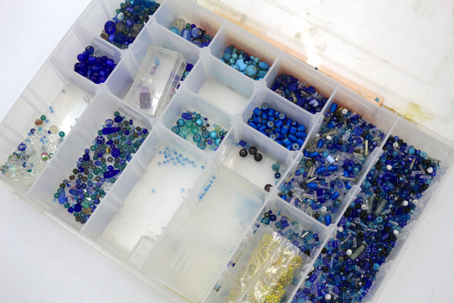 ✨ Metal Beads & Findings Organizer – Mixed Silver, Gold & Antique Tones