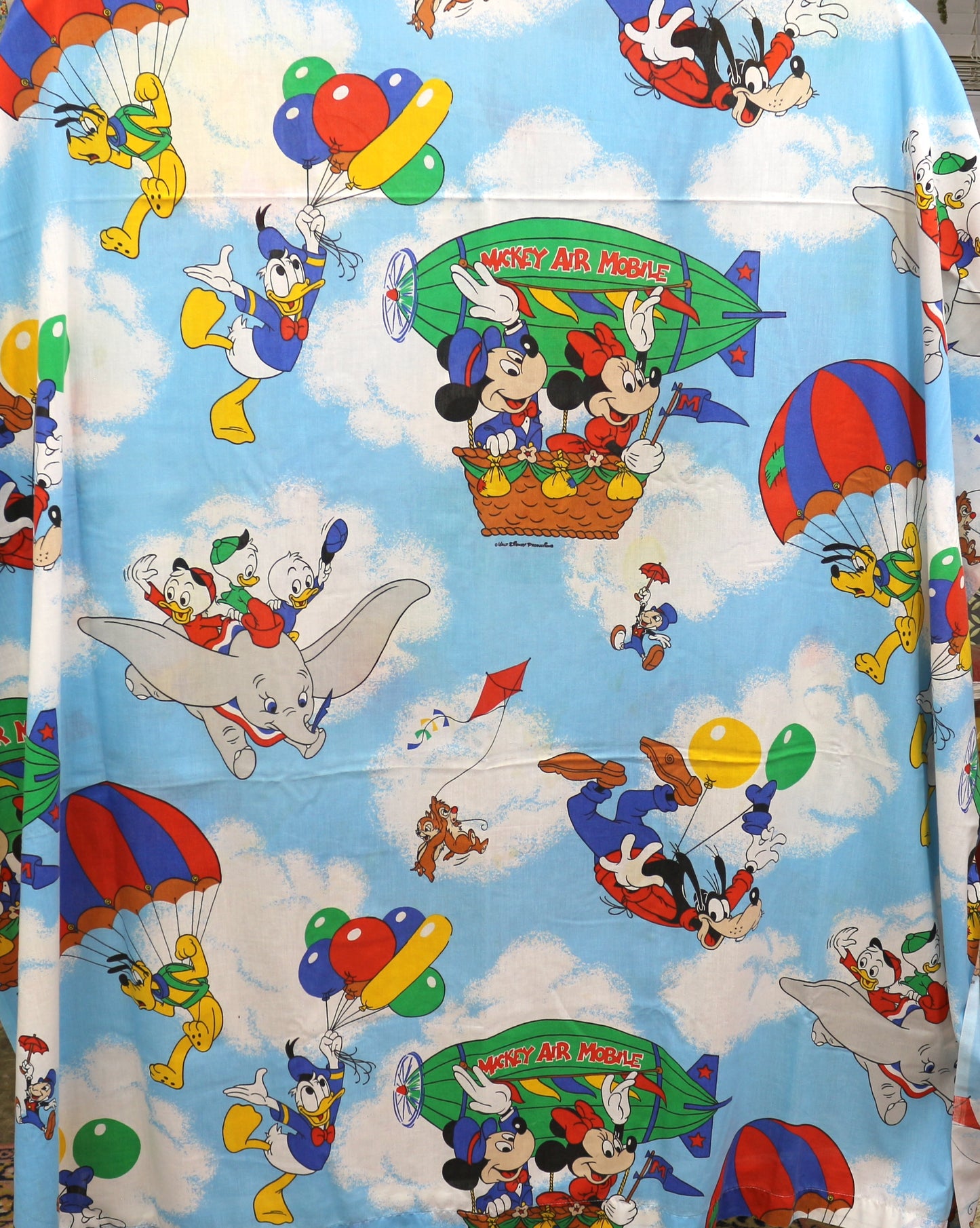 Vintage Disney Flat Sheet – Mickey & Friends in the Sky – 65" x 94" 🎈☁️✨