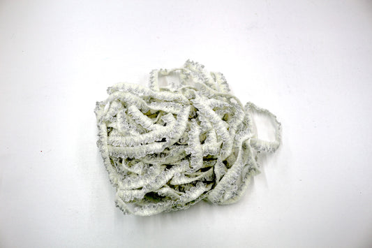 Decorative Trim – White and Silver ✂️✨