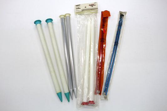 Bundle of Knitting Needles – Mixed Sizes & Materials 🧶✨