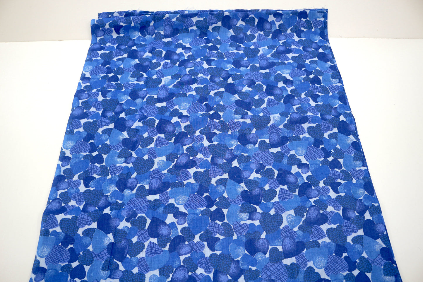 Blue Hearts Cotton Fabric – 44" x 3 Yards | Classic Printed Cotton