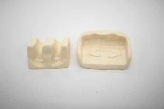 Vintage 1" Feet Mold Set – Maureen Carlson / AMACO (1995)
