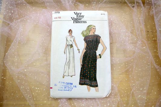 Very Easy Vogue 7173 Misses Dress Sewing Pattern 12