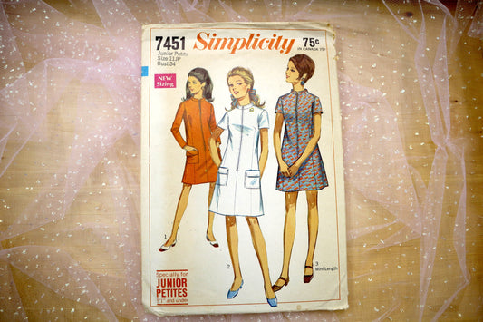 Simplicity 7451 Misses' Dress Sewing Pattern Bust 34