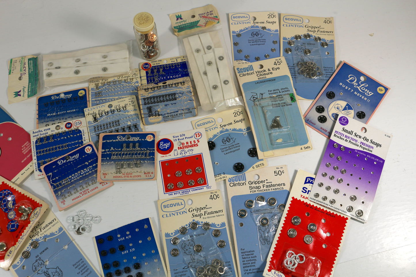 Vintage Snap & Hook Notions Bundle – Scovill, Dritz & Boye Fasteners Sewing Supplies