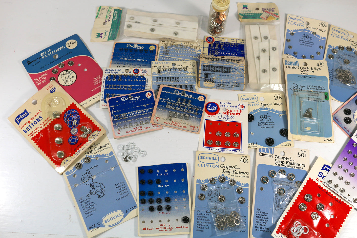 Vintage Snap & Hook Notions Bundle – Scovill, Dritz & Boye Fasteners Sewing Supplies