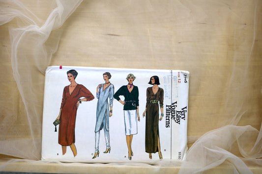 Vogue 7345 Misses Top, Tunic or Dress Sewing Pattern size- 12