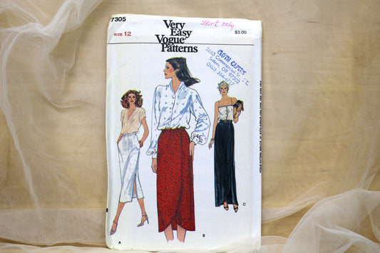 Vogue 7305 Misses Skirt Sewing Pattern size- 12