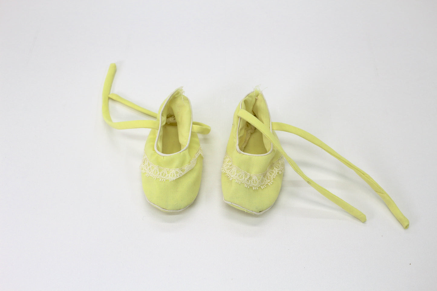 Vintage Doll Ballet Shoes – Soft Fabric Tie Shoes (Yellow)