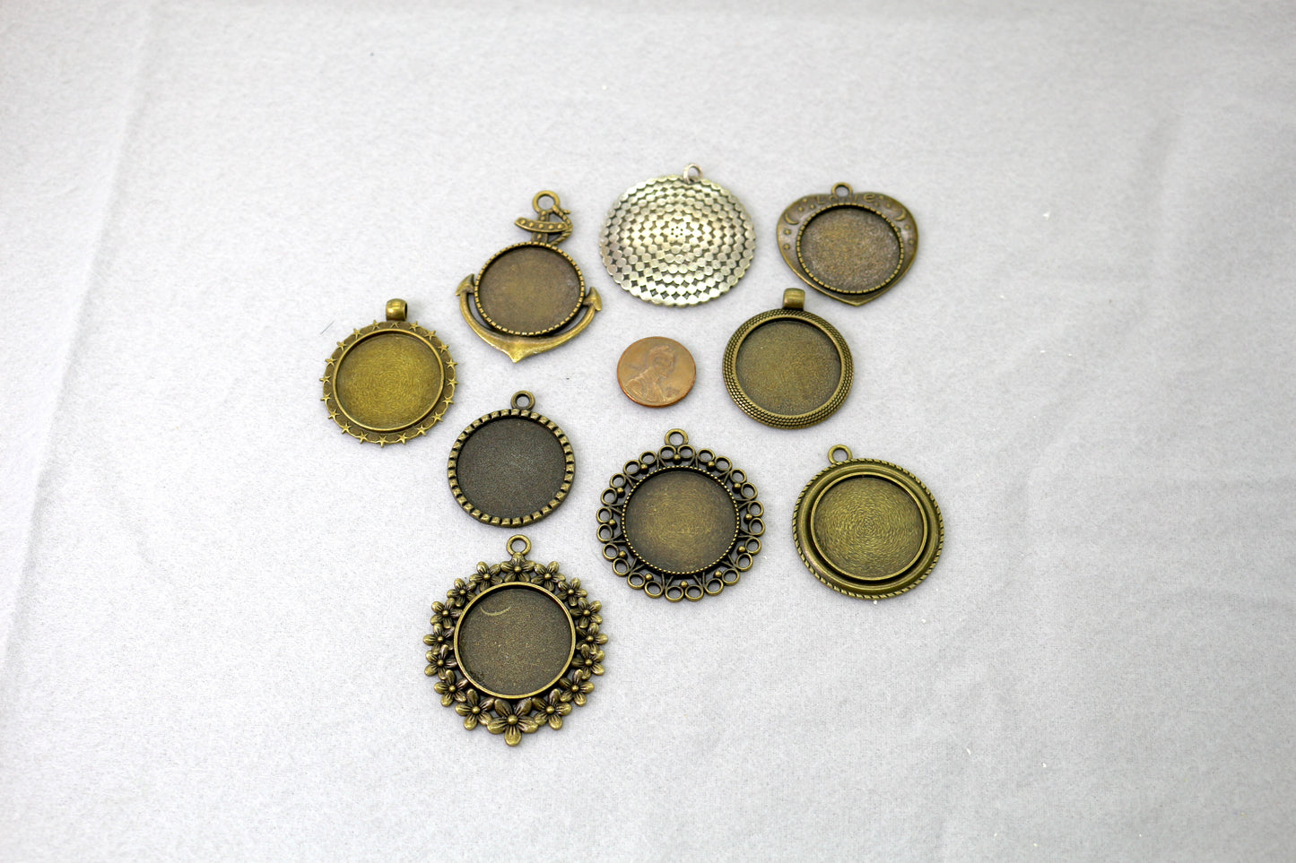 Antique Bronze Pendant Trays Bundle | Cabochon Settings | Jewelry Making Supplies