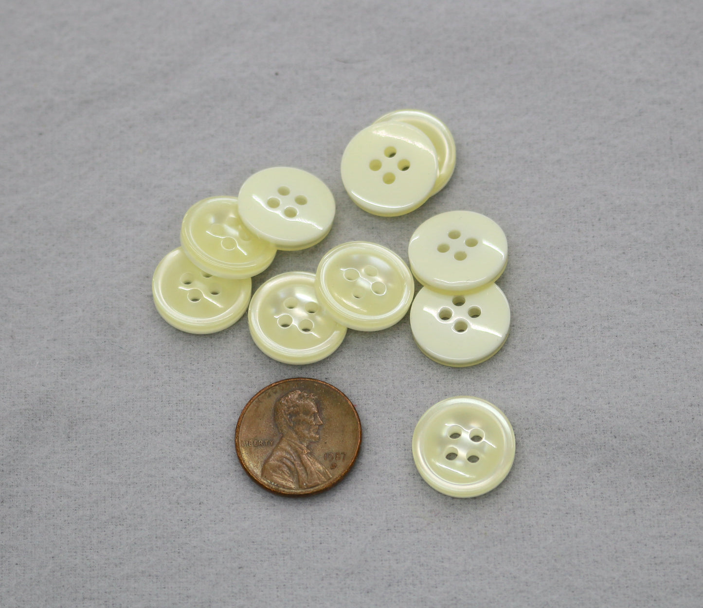Butter Yellow Plastic Buttons – Mixed Size Sewing Lot
