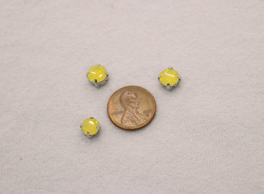 Yellow Opalescent Sew-On Rhinestones – Small Round, Silver Setting