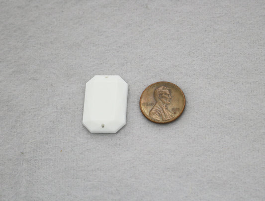 White Flat-Back Plastic Gem – Octagon Shape
