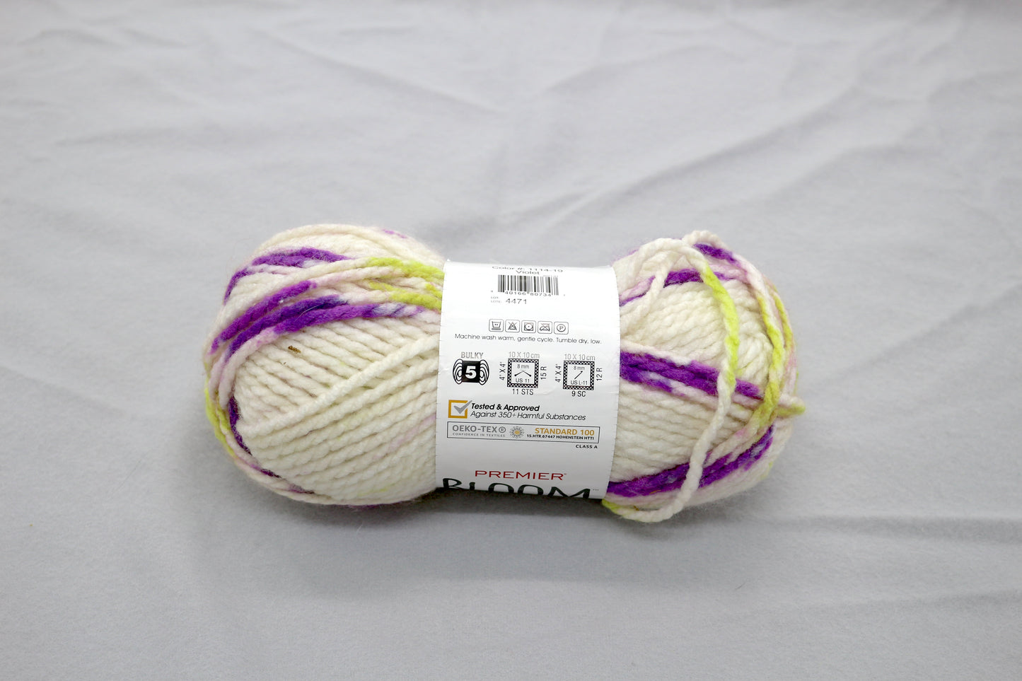 Premier Bloom Chunky Yarn – Self Striping Floral Print – Chunky Acrylic Yarn –