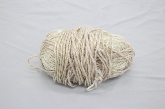 Natural Cream Yarn Skein – Undyed Look – Neutral Knitting & Crochet Yarn – Soft Off White