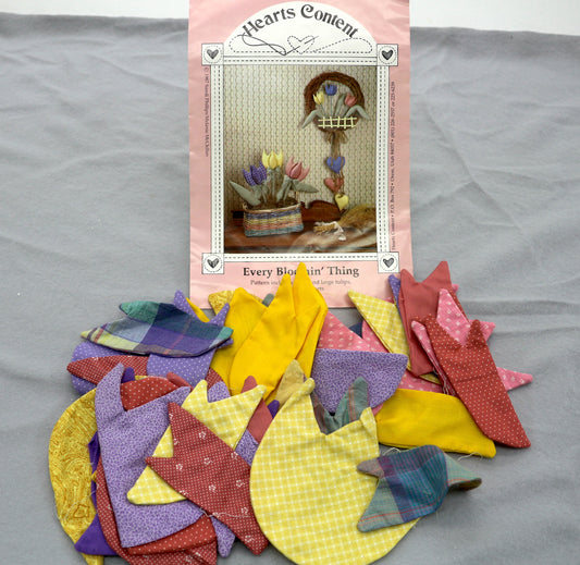 Crafty Crumbs – Primitive Tulip Pieces + Pattern – Hearts Content “Every Bloomin’ Thing”