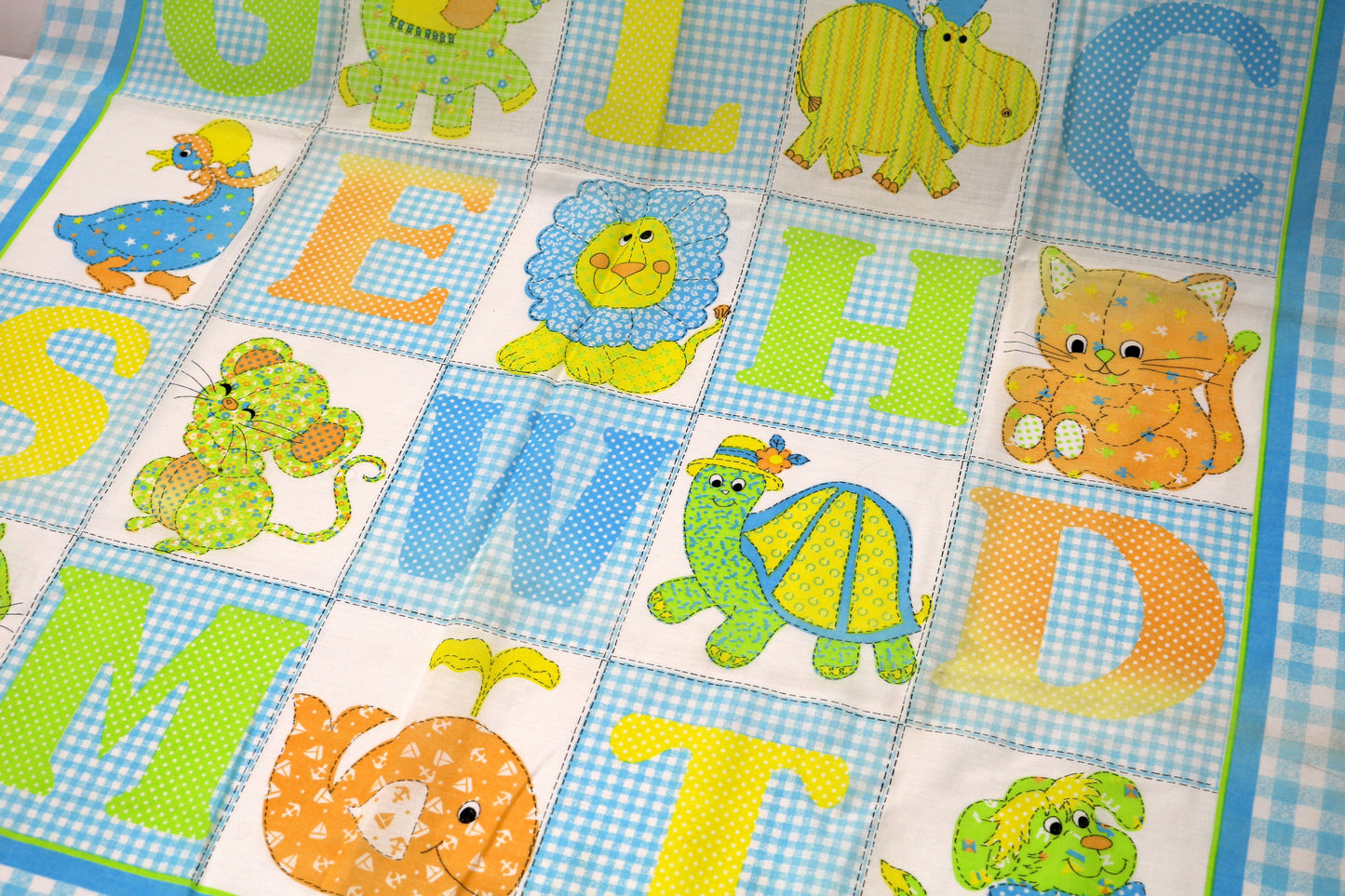 Vintage Nursery Quilt Panel (sunstains)
