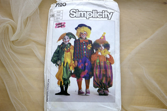 Simplicity 7120 Kids Clown Costume Sewing Pattern (size small)