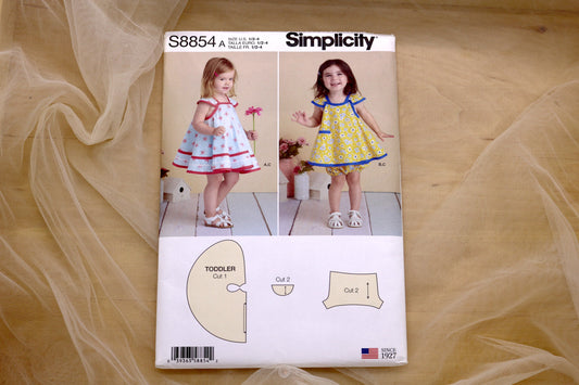 Simplicity 8854 Toddlers Pinafore Sewing Pattern