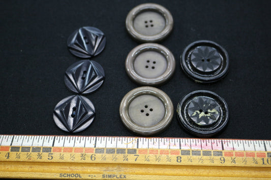 Mixed lot of Buttons