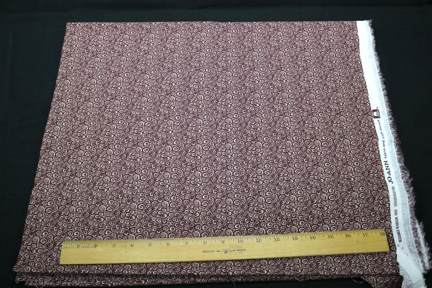 Keepsake Calico Purple Swirls Cotton Fabric 45" x 4 yd