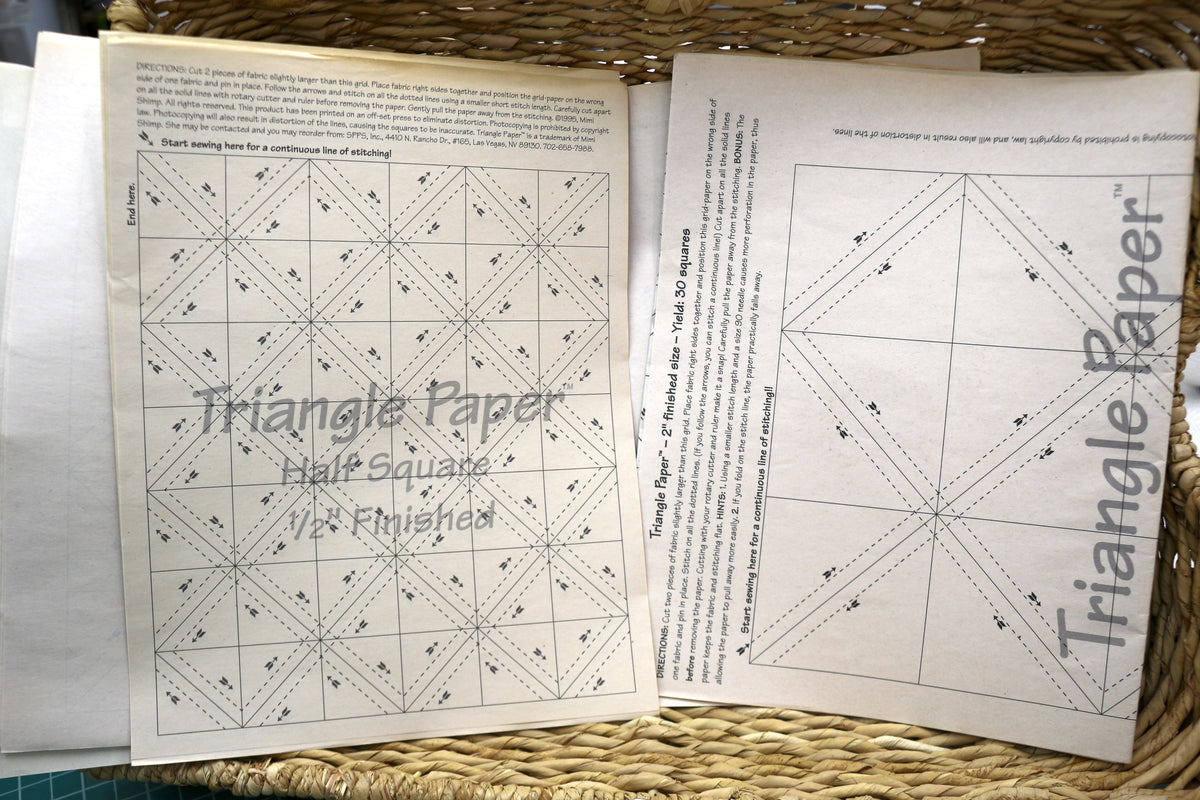 Le Petite Quilts Triangle Paper Pack