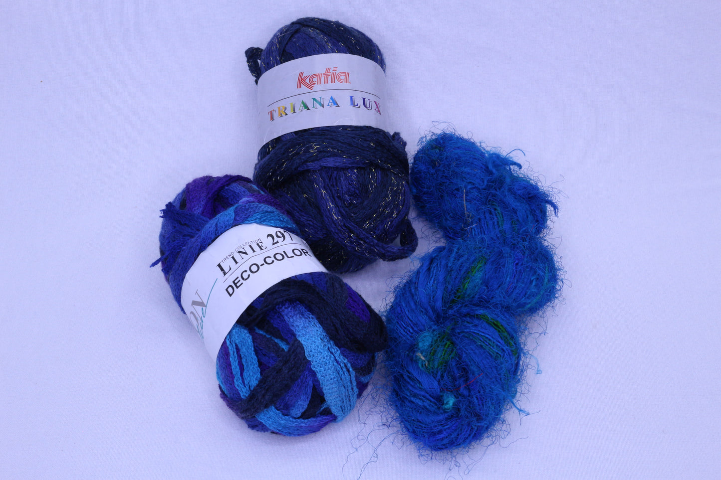 Deep Blue Ocean Floor Yarn Bundle